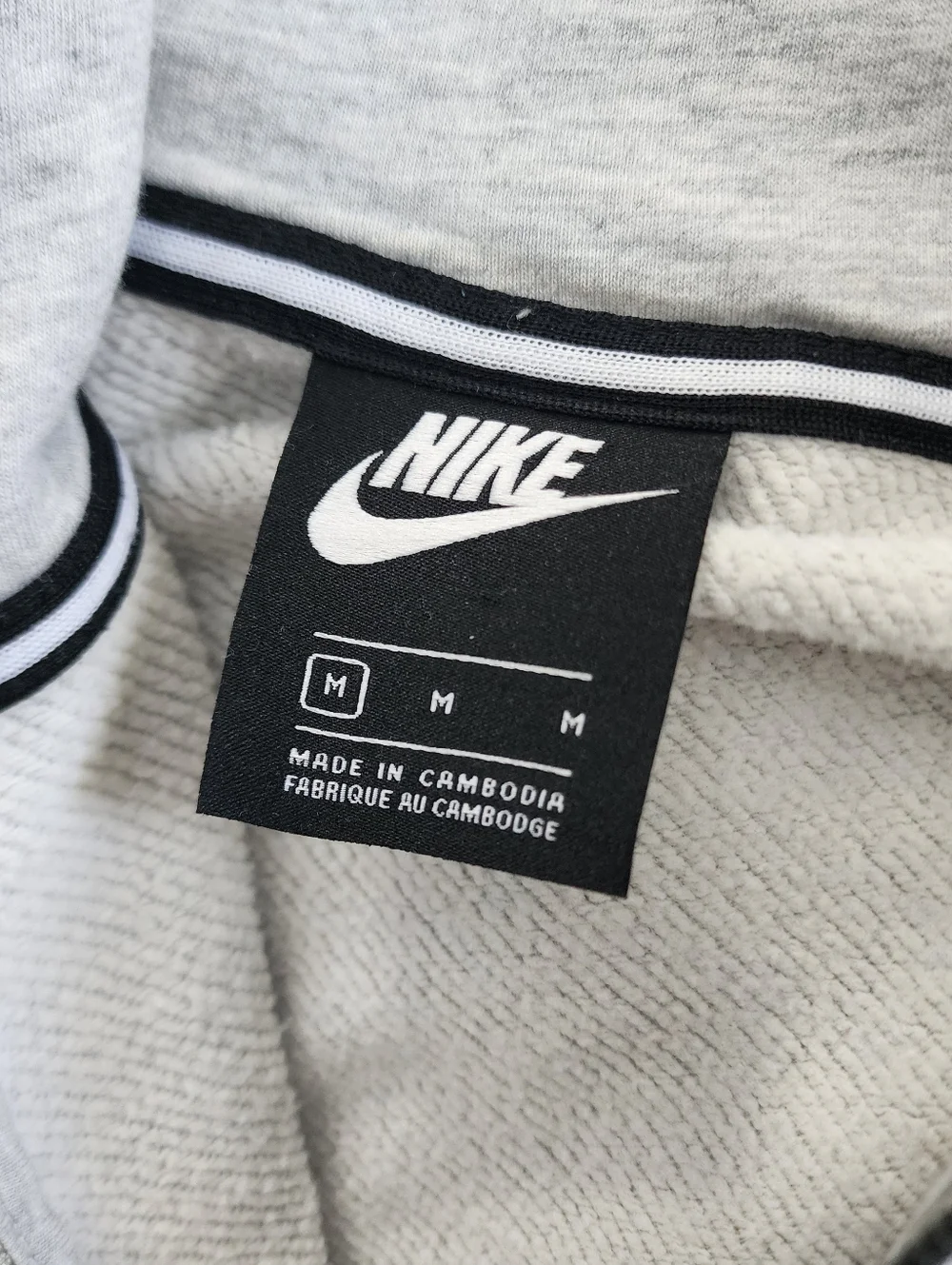 Nike Women Heather Gray Full-Zip Hoodie Size Medium - Picture 6 of 7